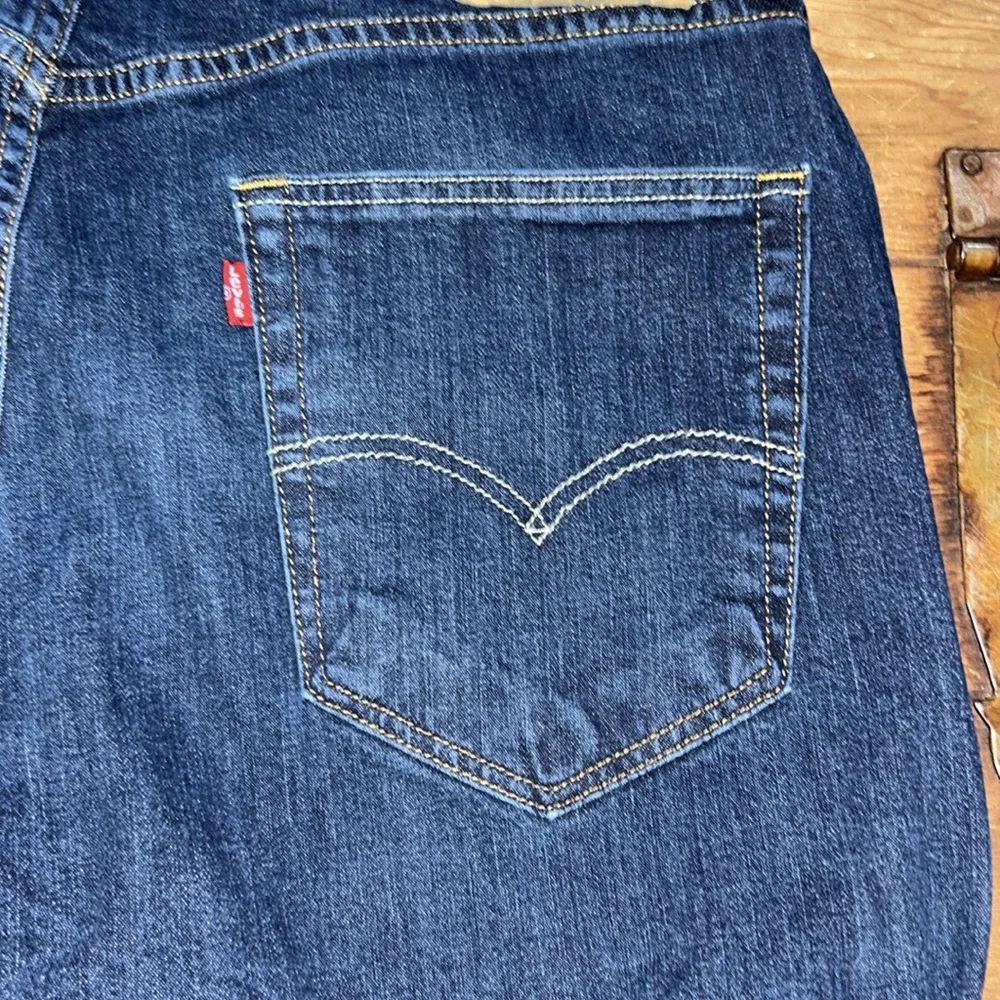 Mens Levi's 505 Dark Blue Straight Jeans Size 38 - Picture 4 of 11